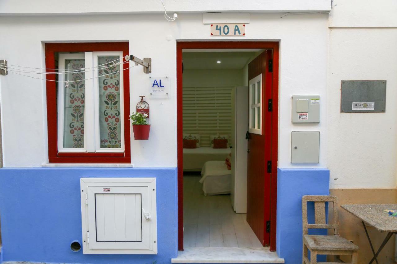 נאזרה Estudio 40A מראה חיצוני תמונה